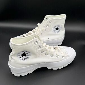 Size 8 - Converse Chuck Taylor All Star Lugged High White Women’s New Platform